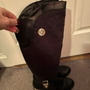 KNEE HIGH GODIVA BLACK BOOTS